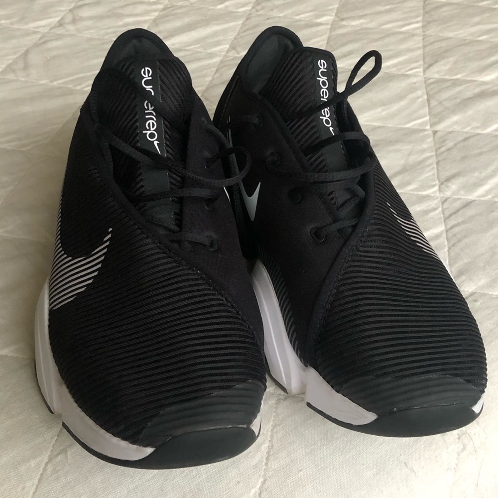 Nike Black and White Zoom Athletic Shoes - Picture 3 of 7